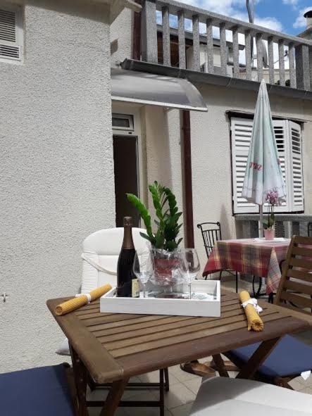 Hotel Rab-Centar Rab Town Zewnętrze zdjęcie