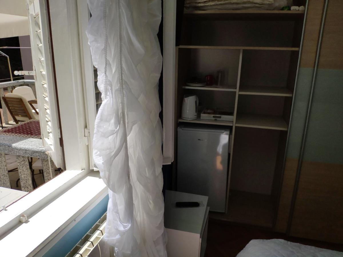 Hotel Rab-Centar Rab Town Zewnętrze zdjęcie