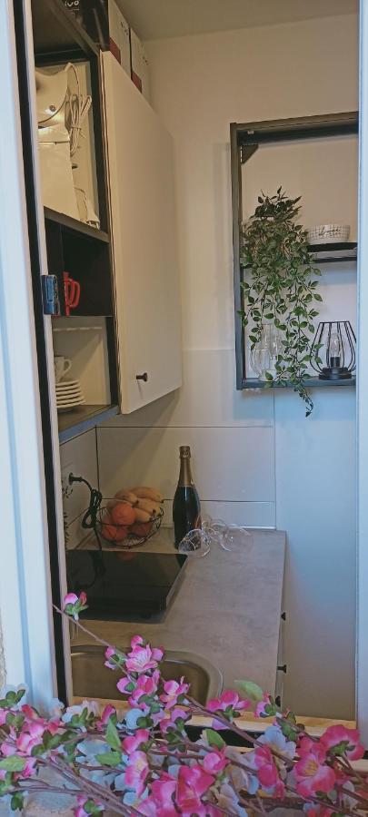 Hotel Rab-Centar Rab Town Zewnętrze zdjęcie