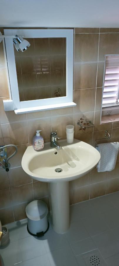 Hotel Rab-Centar Rab Town Zewnętrze zdjęcie