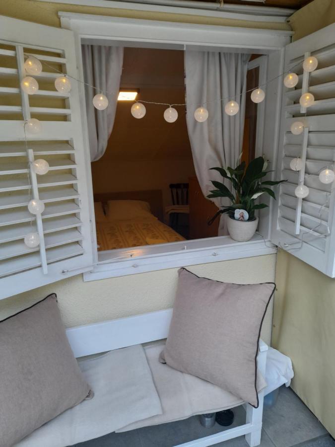 Hotel Rab-Centar Rab Town Zewnętrze zdjęcie